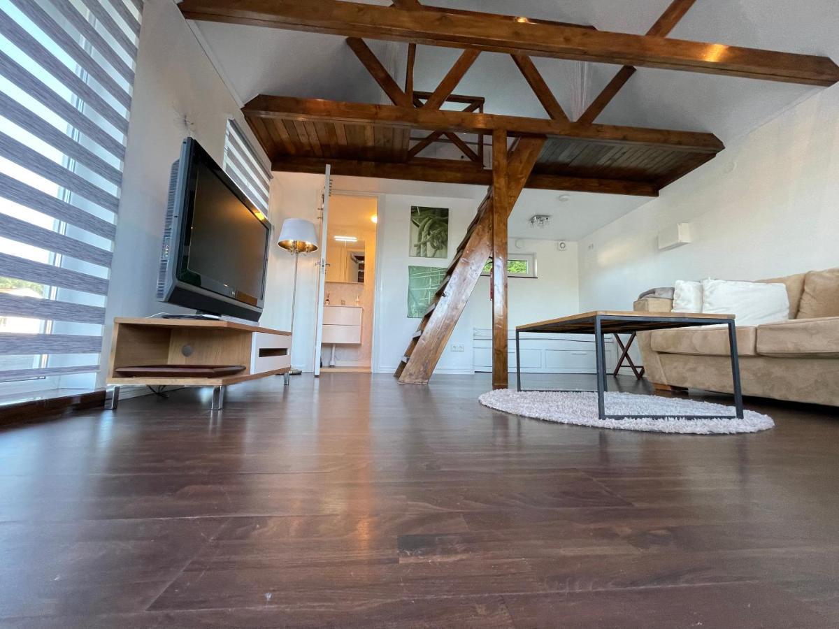Vid Gekas Ullared Boende B&B Exterior photo